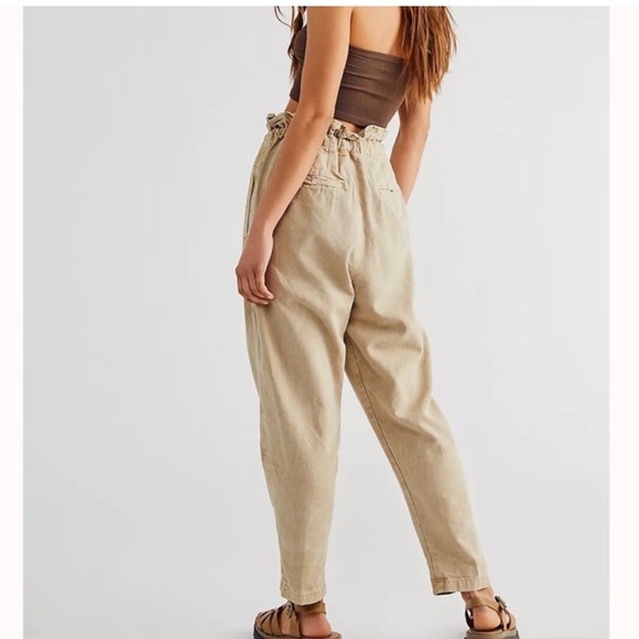 π FREE PEOPLE Margate Paper Bag Cropped Tan Trousers | Womenβs XS - Picture 2 of 11
